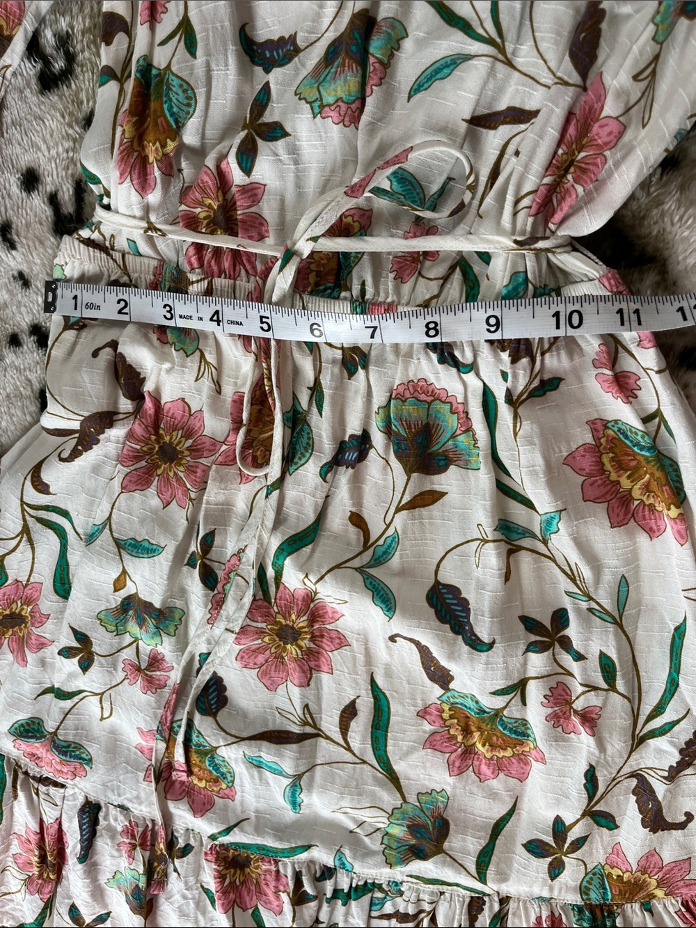Hurley White Floral Tie-Waist Dress with Puff Sleeves - Picture 14 of 15